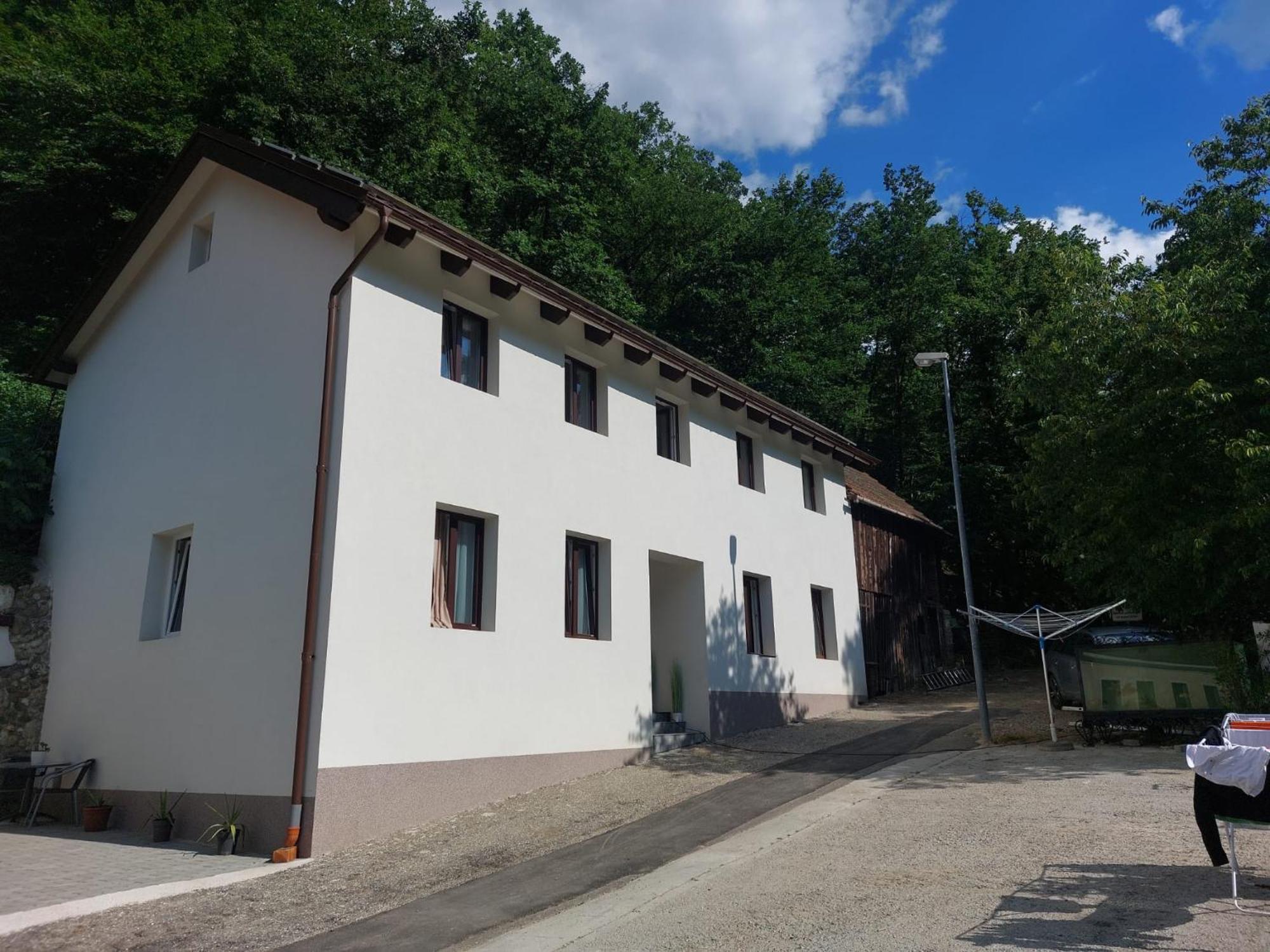 Gaestehaus Coco Кремс Екстериор снимка